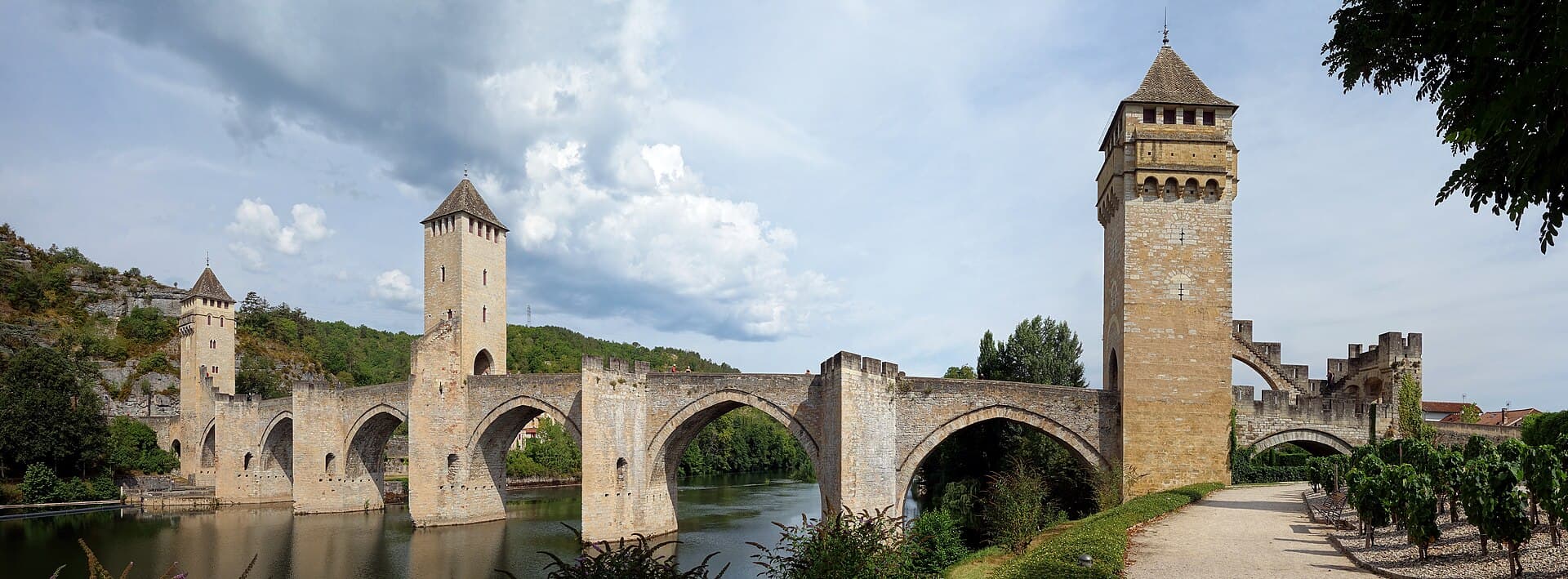Pont Valentré over de Lot bij Cahors